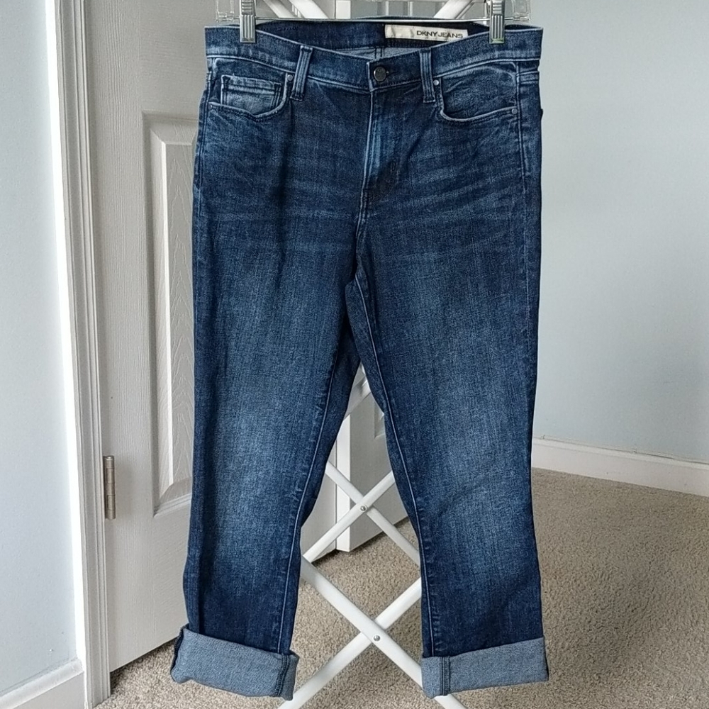 DKNY Cropped Blue Jeans Womens Size 6